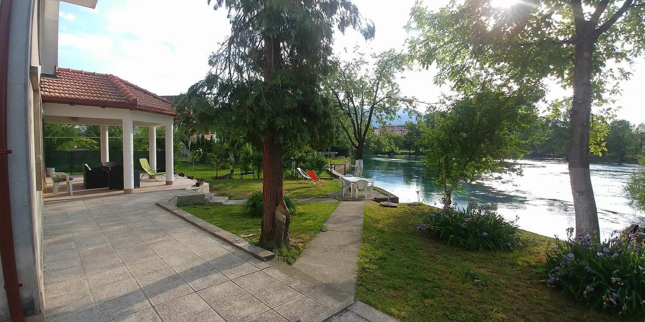 Guesthouse Una 1 Bihac Exterior photo